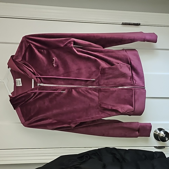 Womens NWOTS Victoria Secret PINK purple velvet sz XS zip up hoodie!! - Picture 3 of 8